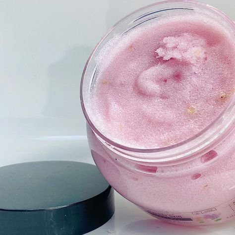 Suffer with eczema? Exfoliate and moisturize with kur collagen body scrub. Marshmallow Body Scrub, Cookie Dough Body Scrub, Candy Body Scrub, Diy Body Scrub With Jojoba Beads, Cotton Candy Body Scrub, Moisturizing Body Scrub, Pure Aloe Vera, Exfoliating Body Scrub, Sugar Body