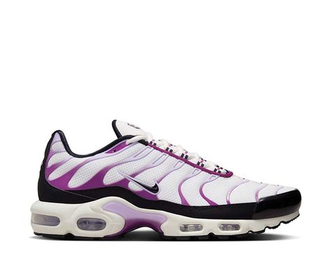 Nike Air Max Plus White / Black - Viotech - Lilac Bloom FN6949-100 Nike Air Max Plus White, Running Nike, Purple Dragon, Veja Sneakers, Adidas Spezial, Adidas Campus, Nike Air Max Plus, Air Max Plus, Nike Cortez