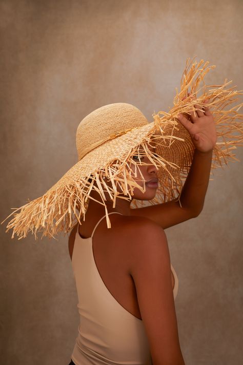 Our large crochet-raffia hat with gold chain from our #ss22 collection is available to order! Discover more on www.marzi.com⁠ ⁠.⁠ .⁠ .⁠ .⁠ .⁠ #hats #fashion #photoshoot #style #cappelli #chapeau #model #luxury #handmade #italy #accessories #musthave #fall #winter #elegant #moda #fabric #hatstyle #hatlife #aesthetic #mood #vibe #chic #spring #summer #jewlery #jewels #headwear Summer Jewlery, Italy Accessories, Photoshoot Style, Raffia Hat, Moda Fabric, 00s Fashion, Hats Fashion, Hat Summer, Fashion Photoshoot