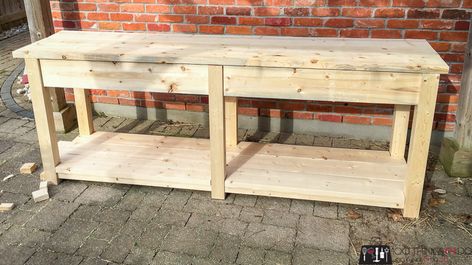 Patio console table / BBQ table | 100 Things 2 Do Patio Serving Table, Outdoor Serving Station Diy, Bbq Side Table Diy, Outdoor Work Table, Bbq Table Ideas, Patio Buffet Table, Buffet Table Outdoor, Outdoor Kitchen Table, Outdoor Sideboard