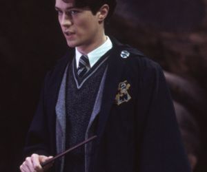 Tom Riddle Harry Potter, Harry Potter And Voldemort, Riddle Harry Potter, Hogwarts People, Christian Coulson, Tom Hughes, Expression Sheet, Cute Harry Potter, Best Riddle