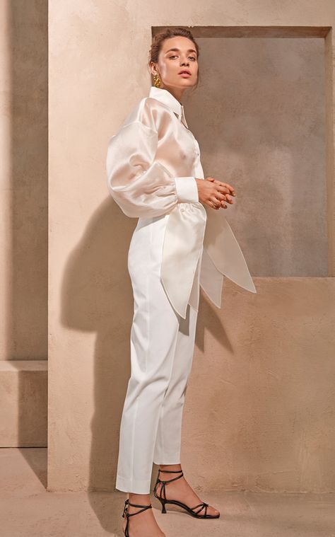 Piece of White Darla Silk-Organza Shirt Corporate Tops, Organza Blouse Designs, Organza Outfit, Ruffle Blouse Designs, Organza Tops, Suits Actress, Chic Minimalista, White Silk Top, White Silk Blouse