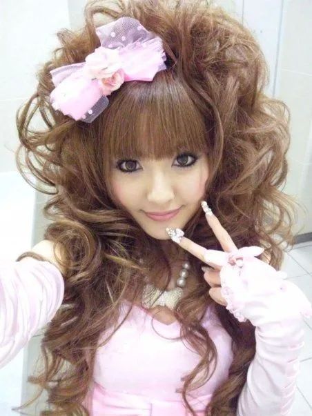 Kai Fashion, Gyaru Inspiration, Hime Gal, Gyaru Kei, Gyaru Hair, Dakota Rose, Hey Cutie, Crazy Fashion, Dead Makeup