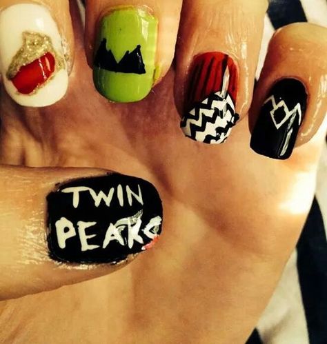 Twin Peaks Tattoo, Twin Peaks Art, Twin Peaks Fire, Funny Animal Quotes, Beautiful Nail Designs, Twin Peaks, Chic Nails, Easy Nail Art, Nail Salon