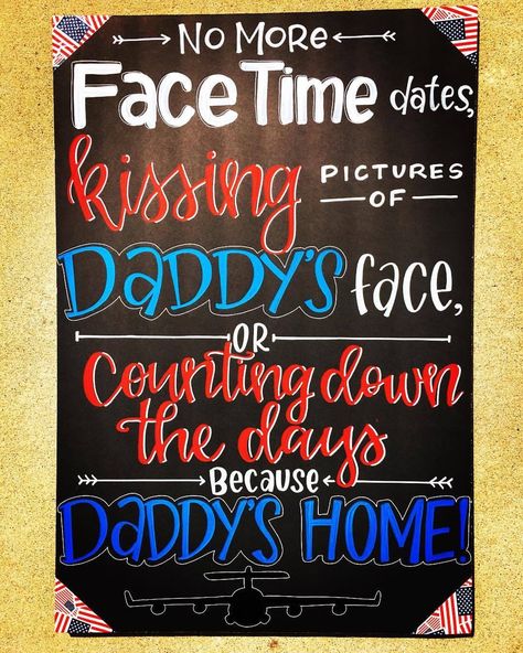 Welcome Home Soldier Sign, Redeployment Signs, Army Homecoming Signs, Deployment Homecoming Ideas, Navy Homecoming Signs, Deployment Welcome Home Signs, Military Homecoming Decorations, Marine Homecoming Signs, Military Welcome Home Signs