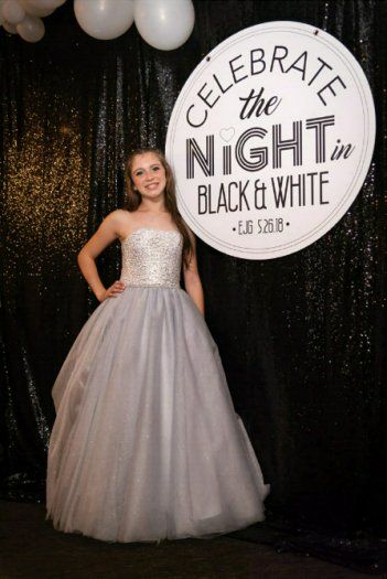 Black And White Ball Party Theme, Sweet Sixteen Black And White Theme, Black White Sweet 16, White And Black Party Theme, Black And White Dance Decorations, Black And White Attire Party, Black And White Dance Theme, Black And White Affair Party, Sweet 16 Black And White Theme