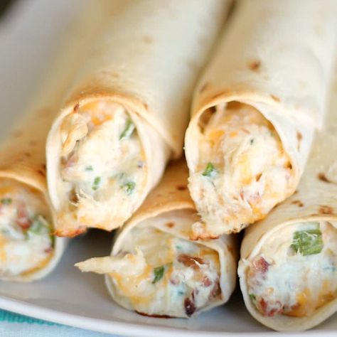 Baked Chicken Bacon Ranch, Chicken Bacon Ranch Taquitos, Chicken Taquitos Recipe, Baked Chicken Taquitos, Taquitos Recipe, Recipe Mexican, Chicken Taquitos, Chicken Bacon Ranch, Bacon Ranch