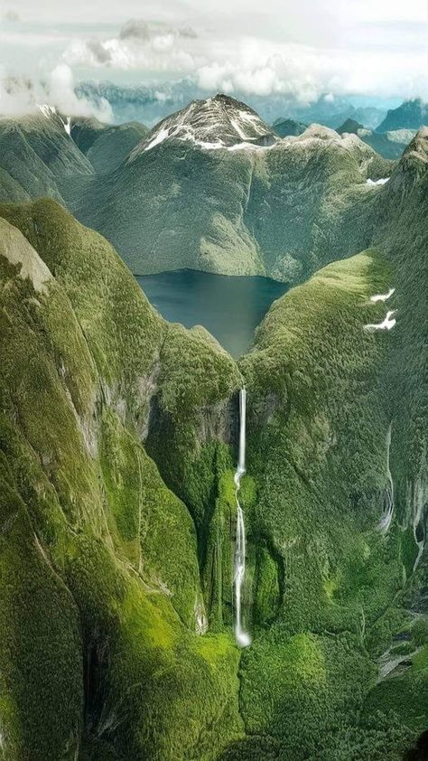 Ancient Archaeology | The picturesque Sutherland Falls | Facebook Fiordland National Park, Milford Sound, Nature Hikes, Wonderful Picture, Ice Age, Beautiful Sights, South Island, Sea Level, Natural Phenomena