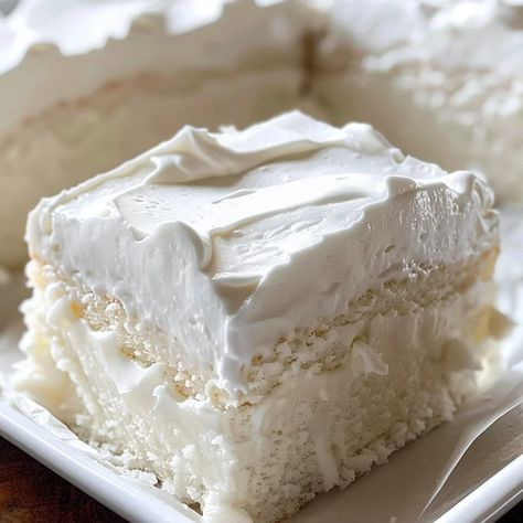 How to Make Heavenly White Snack Cake A Delicious Recipe - Charm Recipes Snack Cake Recipe, Fluffy Cake, White Cake Recipe, Whipped Frosting, Sheet Cakes, Light Desserts, Unsweetened Applesauce, Angel Food Cake, Snack Cake