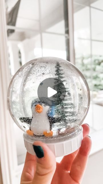 Brittany Bacharach on Instagram: "Comment ‘globe’ for a link to all the supplies! 

My kids absolutely love making these DIY snowglobes and last year (and the year before) Austin made them in his class winter party at school and it was such a hit! 

This is a cute craft to do at home or for a party or play date. 

Save this idea to try ❤️

#christmasactivitiesforkids #christmasactivities #winteractivitiesforkids #kidscrafts #holidaycrafts #diysnowglobe #kidsdiyideas" Snow Globe Picture Craft, Snowglobes Craft For Kids, Kids Snowglobe Craft, Snowglobe Ornaments Diy Kids, Dollar Tree Snow Globes Diy, How To Make Snow Globes, How To Make A Snow Globe, Diy Snow Globe For Kids, Snowglobes Craft