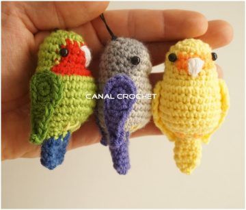 Crocheted Birds, Crochet Bird Patterns, Crochet Birds, Operation Christmas, Pola Amigurumi, Parakeets, Bird Patterns, Amigurumi Free Pattern, Crochet Dolls