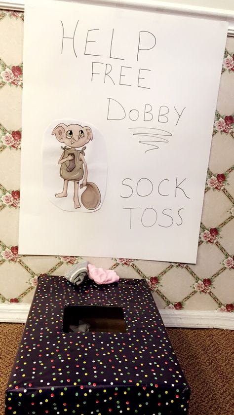 Harry Potter Birthday Ideas Diy, Harry Potter Kids Activities, Harry Potter Swim Party, Harry Potter Theme Party Decoration Diy, Harry Potter Aesthetic Birthday Party, Harry Potter Games Diy, Harry Potter Birthday Game Ideas, Free Dobby Game, Dobby Sock Toss Game