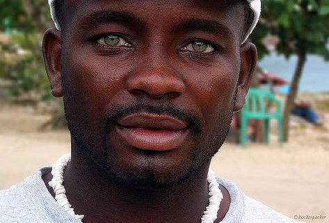 YES black people can have blue or hazel eyes and no they don’t NEED to be mixed… Black With Blue Eyes, People With Green Eyes, Most Beautiful Eyes, Unique Faces, Black Person, African People, Light Eyes, Stunning Eyes, Hazel Eyes