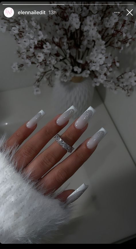 Nail Idea Valentines Day, Black Deep French Nails, Nails 2024 White, Nail Inspo Holiday, Engagement Nails Designs, Pink Nails French, Monochrome Nails, Nail Academy, Unghie Sfumate