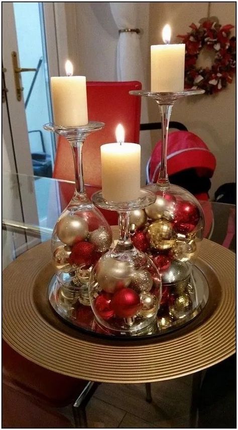 Dhiver Jul Diy, Wine Glass Candle Holder, Wine Glass Candle, Deco Table Noel, Christmas Candle Decorations, Christmas Table Centerpieces, Dollar Store Christmas, Easy Christmas Decorations, Dollar Tree Christmas