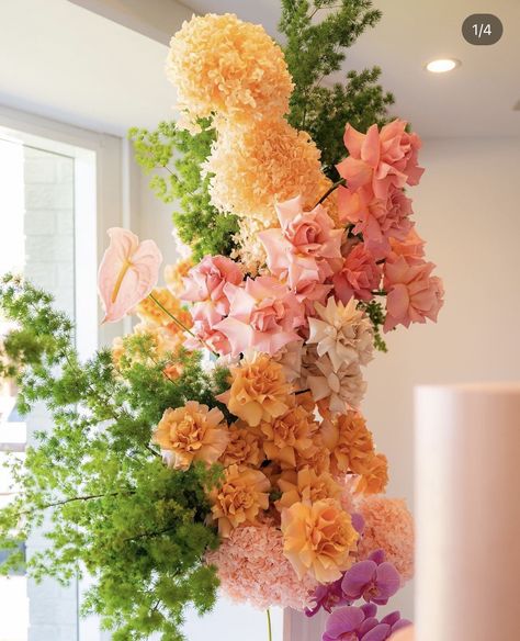 Peach Flowers Arrangements, Pink Orange Green Wedding Flowers, Pink Orange Flower Arrangement, Ombre Flowers, Tall Flower Arrangements, Tall Floral Arrangements, Pink Flower Arrangements, Green Event, Green Wedding Flowers