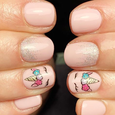 Easy Unicorn Nail Art, Nail Designs Unicorn, Nails Acrylic Unicorn, Unicorn Nails Designs Nailart, Unicorn Nail Designs For Short Nails, Unicorn Nails Designs, Unicorn Nails, Gel Mani, Bride Nails