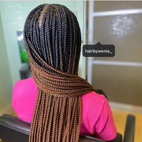 African Stylist 🇱🇷🌍 on Instagram: “Small Knotless Braids Rocking my Ombre Hair CoCo ✨” Black And Brown Ombre Knotless Braids, Dark Brown Knotless Box Braids, Knotless Ombre Braids, Dark Brown Knotless Braids, Black And Brown Knotless Braids, Cornrow Knotless, Ombré Knotless Braids, Brown Box Braids, Small Knotless Braids