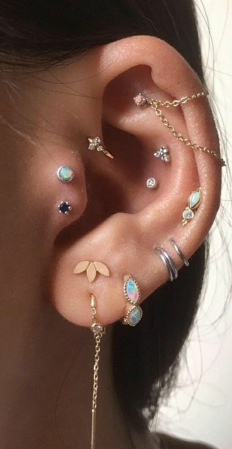 Aquarius Piercing Ear, Mixed Metal Earscapes, Interesting Ear Piercings, Mixed Metal Ear Piercings, Heavily Pierced Ears, Mixed Metal Ear Curation, Earscape Inspiration, Ear Curation Silver, Ear Mapping Piercing