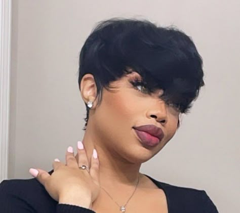 Pixie Haircut Weave, Short Hairstyle With Bangs Women Black Woman, Pixie Cut Sew In, 90s Mushroom Haircut Black Women, Pixie Cut Sew In Black Women, Short Wig With Swoop, Mushroom Pixie Cut, Pixie Cut With Bangs Black Women, Half Bob With Shaved Sides Black Women