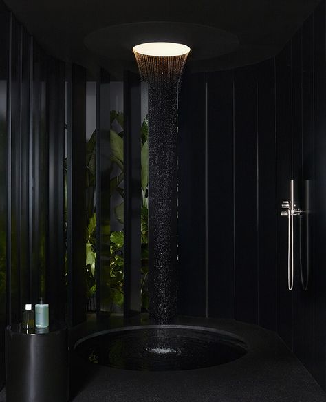 Dornbracht Rainmoon: Luxury Waterfall Shower System Dark Modern House, Dark Modern, Waterfall Shower, Spa Interior, Dark House, Luxury Shower, Spa Design, Contemporary Bathrooms, Dream House Interior