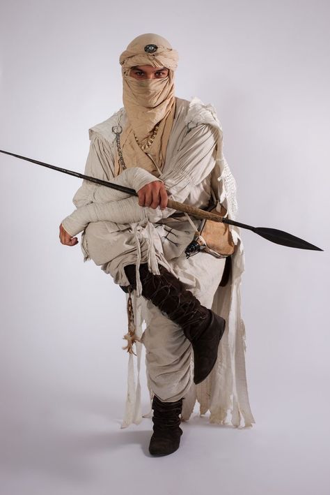 Desert Clothing, Desert Outfit, Poses References, Fantasy Costumes, Arte Fantasy, Character Design References, Medieval Fantasy, Fantasy Clothing, Larp