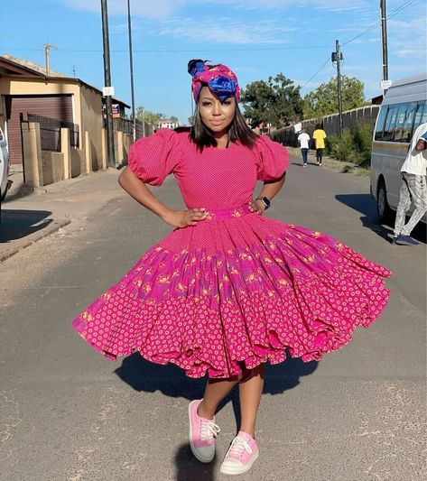 Tswanafied fashion Blog on Instagram: “📸 @n.i.m_couture Follow our sister page @tswanafashionista #tswanafied #leteisi #seshweshwe #aparasetswana #setso #motswanawoman…” Pedi Dresses, Setswana Traditional Dresses, Sotho Traditional Dresses, Sepedi Traditional Dresses, South African Traditional Dresses, Sister Of The Bride, African Traditional Wear, Fancy Short Dresses, Shweshwe Dresses