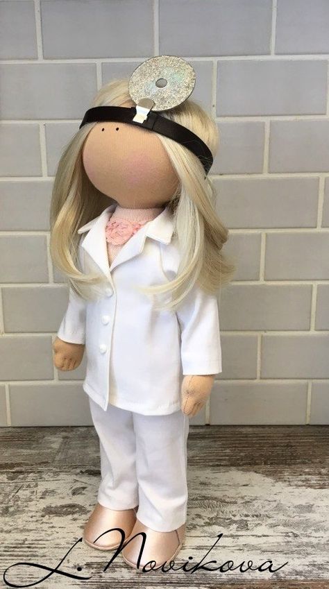 Doctor Doll, Mermaid Dolls, Art Dolls Handmade, Rag Dolls, Waldorf Doll, Doll Crafts, Paper Quilling, Fabric Dolls, Rag Doll