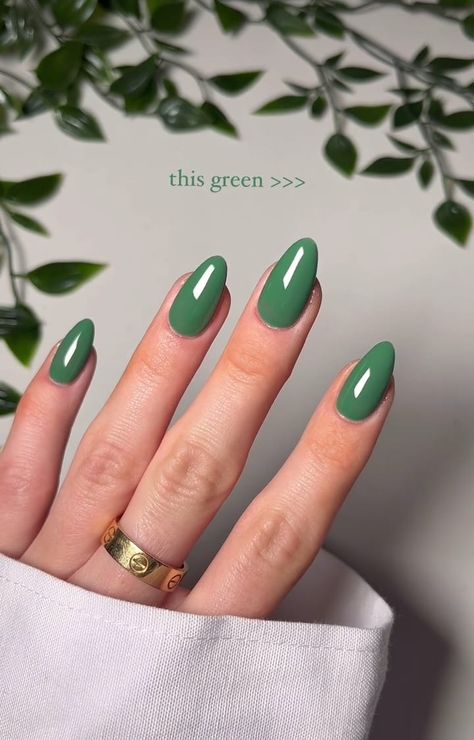 Pale Green Nails, March Nail Colors, March Nail, Fall Gel Nails, Hair Skin Nails, Green Nails, Pale Green, Acrylic Nail Designs, Hair Skin