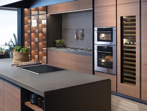 Wood And Black Kitchen, Cave A Vin Design, Wine Storage Ideas, Contemporary Country Home, Modern Industrial Kitchen, Wine Storage Cabinets, Casa Interior, Large Refrigerator, Home Wine Cellars