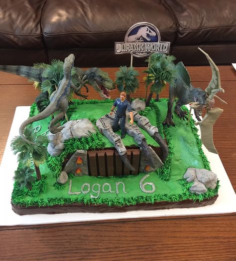 Jurassic World Cake, Cake Sheet, World Cake, 7th Birthday Cakes, Birthday Sheet Cakes, Dinosaur Birthday Cakes, Monster Truck Birthday, Dinosaur Cake, Dinosaur Toys