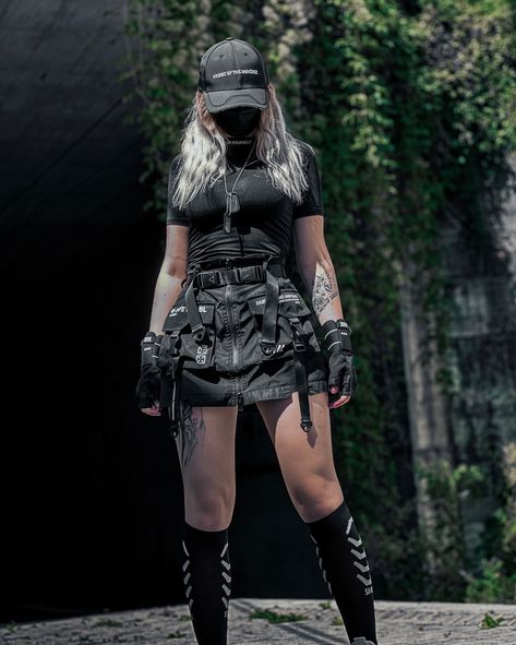 You obey no one agent @crystal.dvrk . . . #fabricoftheuniverse #techwear #streetwear #cyberpunk #futureculture #fyp #fypシ Hitman Outfit Female, Cargopunk Outfits, Cyberpunk Clothes Women, Hitman Outfit, Cyberpunk Aesthetic Fashion, Cyberpunk Outfit Women, Techwear Outfits Women, Techwear Women, Cyberpunk Outfit