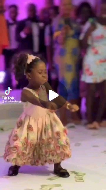 Kid Dancers Videos, Funny Little Kid Videos, Kids Dancers, Blaxican Babies, Happy Dance Video, Smiling Video, Funny Dance Videos, Kids Acting, Dancing Children