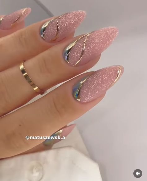 Red Chrome Nails, Almond Acrylic Nails Designs, Purple Acrylic Nails, Long Acrylic Nail Designs, Beauty Nails Design, Nails Design With Rhinestones, Pink Nail Art, Classy Acrylic Nails, Pretty Nail Art Designs