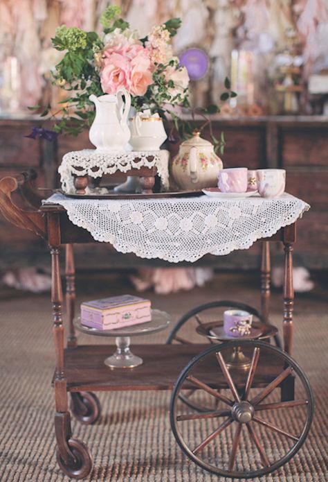 Vintage Tea Cart - Sweet Possibilities for a wedding planner. Vintage Tea Cart, Tea Carts, Vintage Tea Parties, Tea Trolley, Tea Cart, Serving Cart, Tea Rooms, Vintage Tea Party, Tea Party Ideas