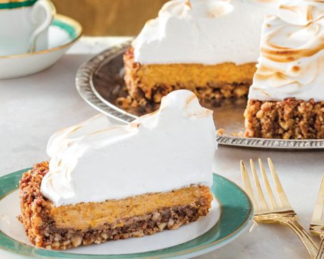 In this twist on the classic sweet potato pie, a Pecan Crust is filled with a sweet potato-cream cheese mixture and topped with vanilla meringue. Save Recipe Print Sweet Potato Pecan Tart   Makes 1 (9½-Inch) Tart Ingredients 5 ounces cream cheese, room temperature 1¼ cups mashed cooked peeled sweet potato ½ cup firmly packed … Pecan Crust Recipe, Vanilla Meringue, Pecan Tart, Pecan Crust, Sweet Potato Pecan, Pecan Tarts, Meringue Recipe, Blackberry Cobbler, Cobbler Recipe