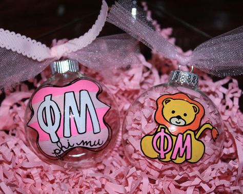 Phi Mu Crafts, Sorority Ornaments, Lion Ornament, Greek Christmas, Clear Glass Ornaments, Greek Gifts, Sorority Crafts, Painted Christmas Ornaments, Phi Mu