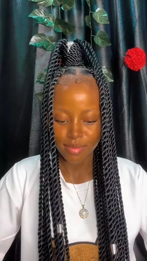 Latest Twist Braids Hairstyles, Latest Hair Braids Styles 2023 Twist, Big Twist Braids Hairstyles, Cassette Wall, Gift Nails, Wigs Hairstyle, Latest Hair Braids, Flat Twist Hairstyles, Short Box Braids Hairstyles