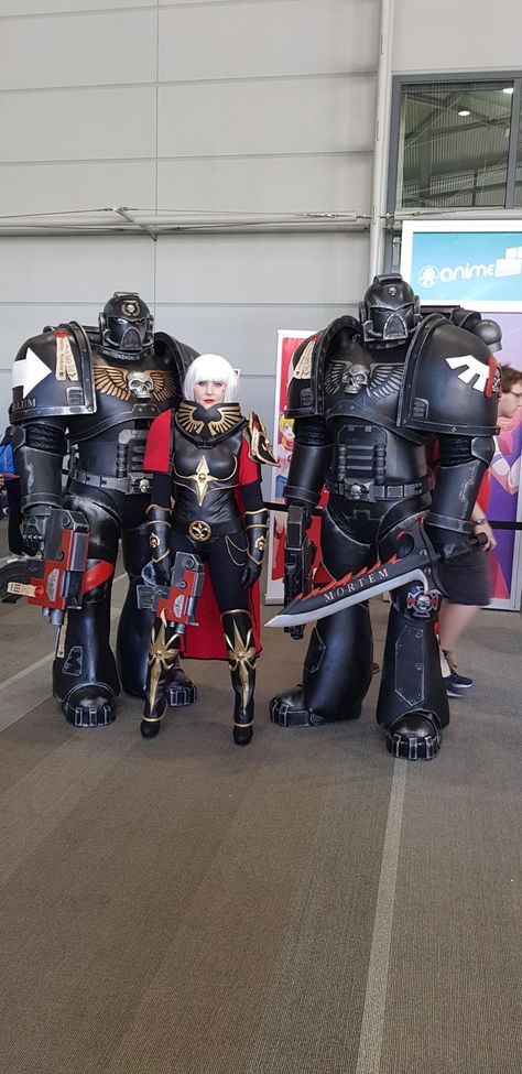 Space Marine Cosplay, 40k Cosplay, Sister Of Battle, Super Hero Games, Gaming Figures, 40k Sisters Of Battle, Cosplay Helmet, Warhammer 40k Art, Anime Expo