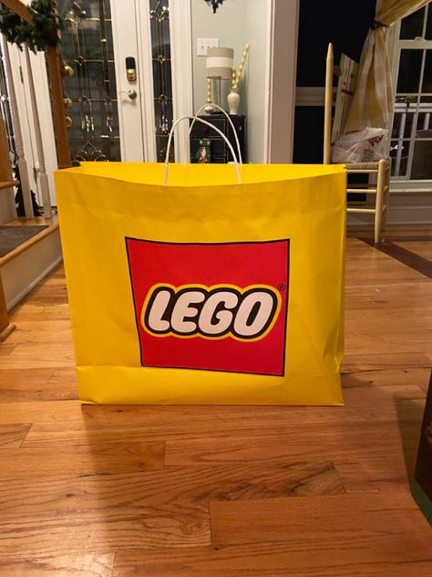 This is the most in-demand Lego set of the year! I have one brand new from the Lego store and it’s never been opened. Flat rate shipping of $30 and will ship immediately! Lego Flowers, Lego Store, London Aesthetic, Rosé Instagram, Visual Board, Home Alone, 2024 Vision, Lego Sets, Paper Shopping Bag