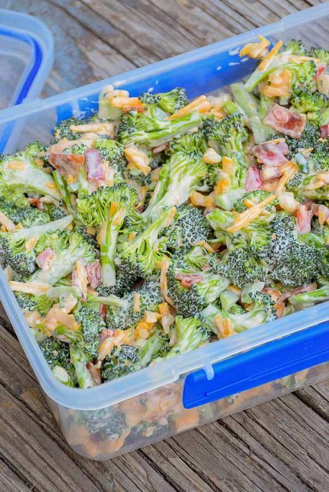 This Broccoli Salad is a #ketorecipe you will love! Low carb and high fat profile with a ton of flavor! Perfect for summer picnics, potlucks and reunions! #sugarfree #salad Barbecue Salads, Brócoli Salad, Salad Tray, Pecan Halves, Spicy Broccoli, Salad Keto, Keto Broccoli, Broccoli Salad Bacon, Keto Salad