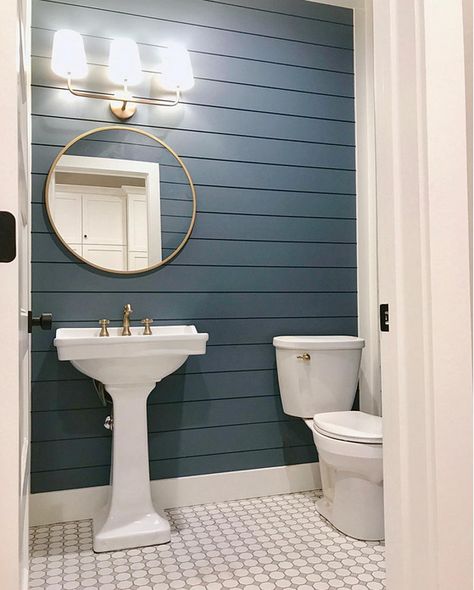 Bungalow Basement, Half Bathroom Decor Ideas, Unique Bathroom Design, Half Bathroom Decor, Bad Inspiration, Small Remodel, Unique Bathroom, Basement Remodel, Half Bathroom