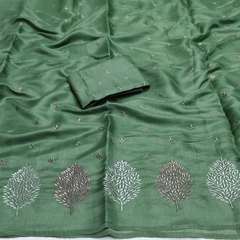 ***CORA BUTTER SILK SAREE WITH COPPER JARI BUTTA WORK ALLOVER SAREE AND SILVER & COPPER JARI EMBROIDERY WORK BORDER *** WhatsApp for Booking CODE : HP000367 **Humble Pleats offers worldwide shipping shipping charges are based on the weight of the item and the destination. **Accepts online payments. Do not offer exchanges, cash on delivery, or returns - except for damaged products. In the case of a damaged product, it must be in its original condition in order to be eligible for a return... Malayali Saree, Embroidery Work, Cash On Delivery, Silk Saree, Silk Sarees, Butter, Copper, Saree, Coding