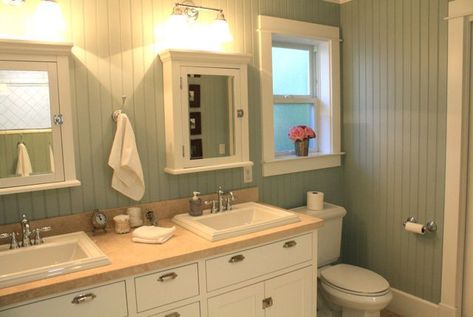 20 Gorgeous Examples of Beadboard Bathrooms Floor To Ceiling Beadboard, Beadboard Bathroom Ideas, Makeover Kamar Mandi, Beadboard Bathroom, White Beadboard, Bead Board Walls, Beadboard Ceiling, House Of Turquoise, Bead Board