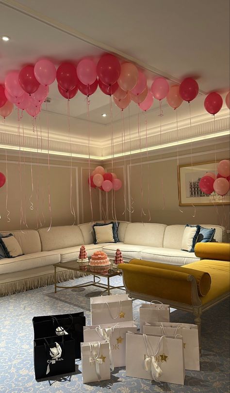 Rich Cars, Diy Bouquet Wrap, Birthday Goals, Elegant Living Room Design, Luxury Birthday, Princess Gifts, Mood Wallpaper, Rich Lifestyle, Classy Photography