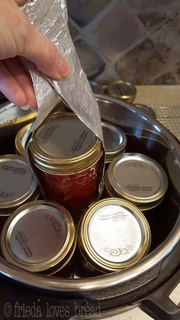 Frieda Loves Bread: Safe Water Bath Steam Canning With Your Instant Pot Pressure Cooker: Part One Steam Canning, Water Bath Cooking, Front Yard Flower Bed, Instant Pot Steam, Canned Strawberries, Canning Peaches, Canning Salsa, Canning Vegetables, Strawberry Jam Recipe