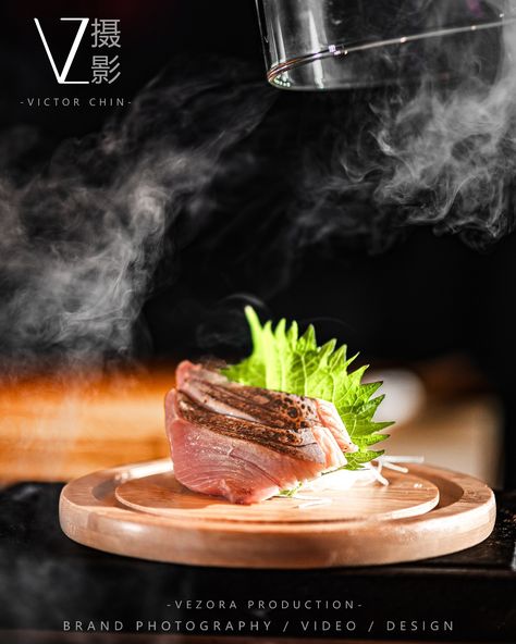 Yuimu Omakase 🇲🇾📸 Shooting “High-End Japanese Cuisine” Today! 🔥 Food Photography Results | Exquisite Food Special This Japanese restaurant focuses on luxury and sophistication 🖤❤️. With a red and black theme, even the tableware is carefully selected 🎏. The key question for our food photography is: Does it make you hungry? 😋 From the food itself, to the plating, tableware, and supporting backgrounds, every element enhances the shooting effect 📸. What captivates me the most is the subtle r... Red And Black Theme, Japanese Food Photography, Exquisite Food, Profile Ig, Professional Food Photography, Reflection Of Light, Ad Photography, Restaurant Specials, Photography Commercial