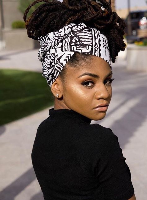 Locs And Headwraps, Hairstyles Elegant, Long Locs, Headwrap Hairstyles, Short Locs Hairstyles, Head Wrap Styles, Hair Wrap Scarf, Hair Scarf Styles, Mode Turban