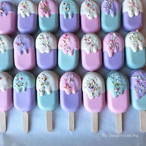 Ice Cream Theme Cakesicles, Ice Cream Cakesicles Ideas, Ice Cream Cakesicles, Popsicle Cake Pops, Birthday Cakesicles, Ice Cream Birthday Party Theme, Popsicles Cake, Fancy Donuts, Cake Pop Designs