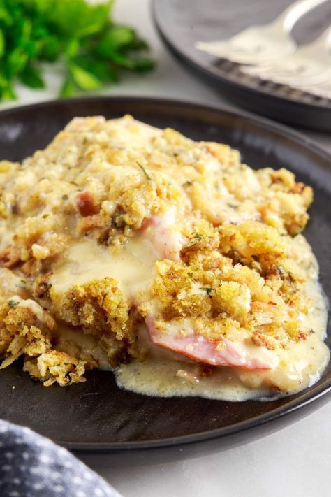 Crockpot Chicken Cordon Bleu with Stuffing Crock Pot Chicken Cordon Bleu, Crockpot Chicken Cordon Bleu, Stove Top Stuffing, Cordon Bleu Casserole, Cordon Blue, Chicken Cordon Bleu Casserole, Crockpot Ideas, Chicken Ham, Crockpot Casserole